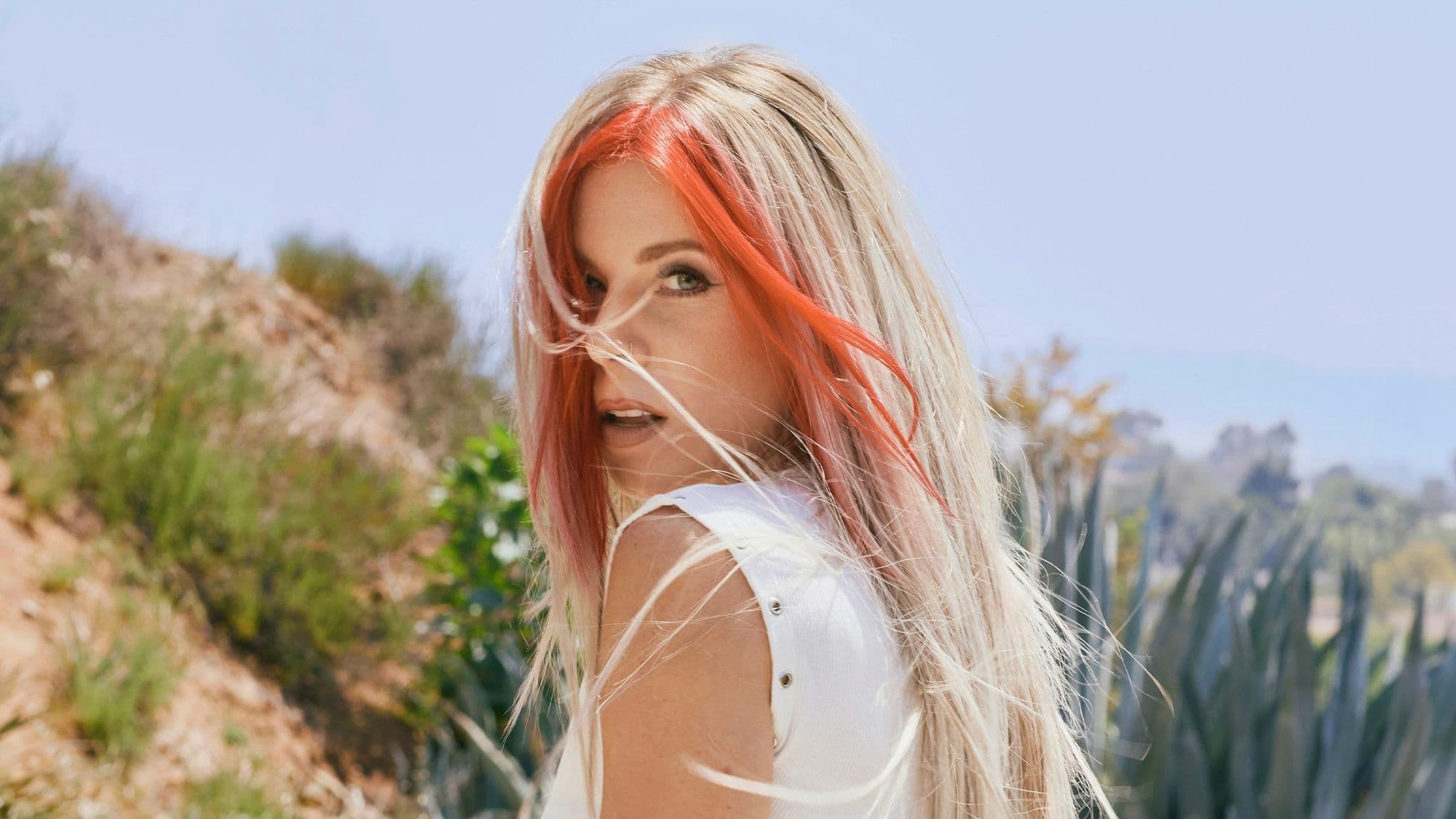 Taylor Acorn Finds Her Voice on Sophomore LP “Poster Child”